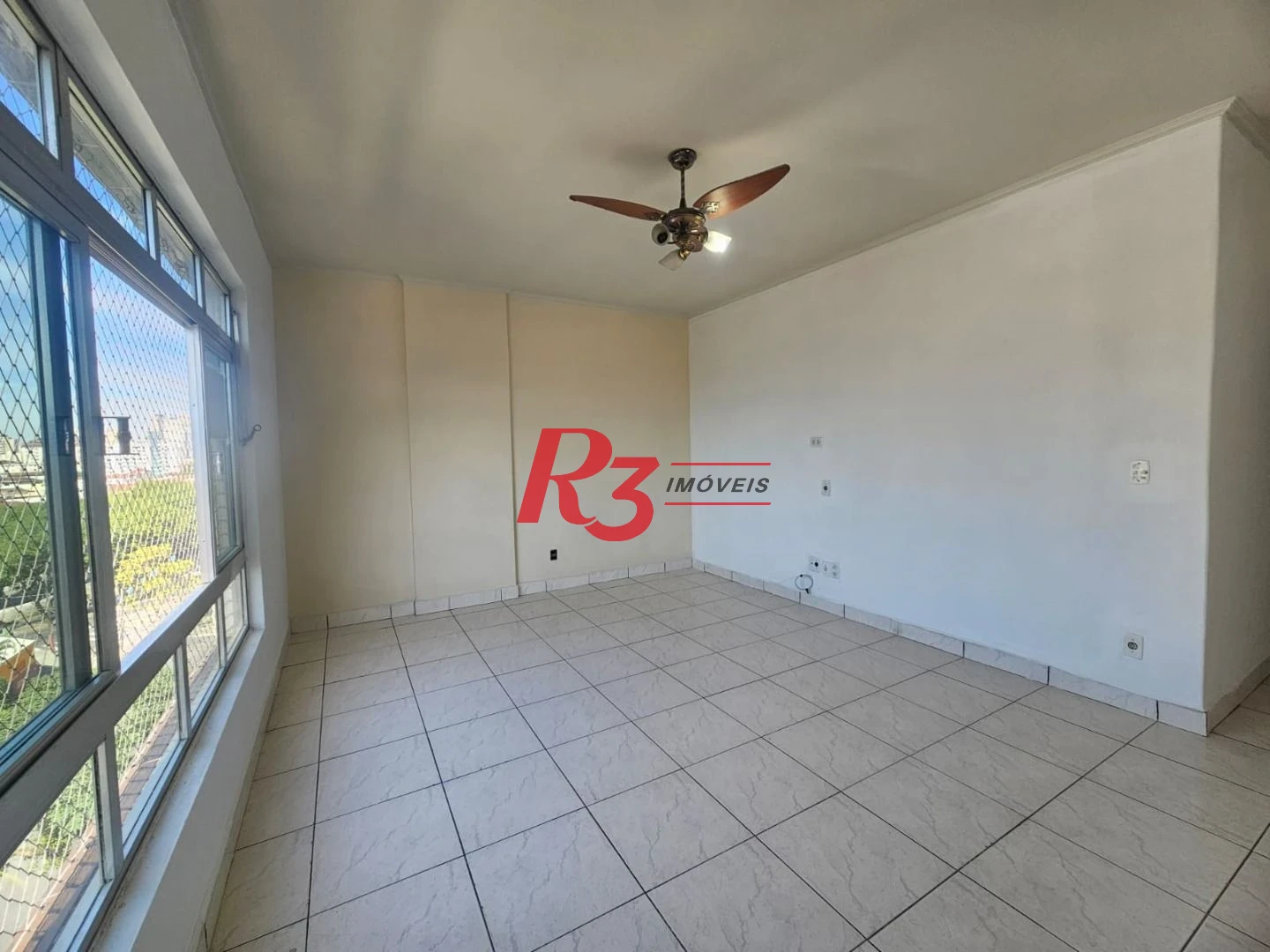 Apartamento á venda Frente 2 dormitórios  2 salas Dependência Completa 1 Vg  Marapé