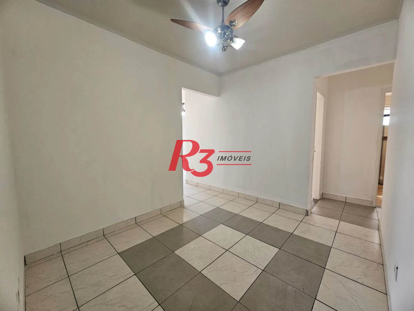 Apartamento á venda Frente 2 dormitórios  2 salas Dependência Completa 1 Vg  Marapé