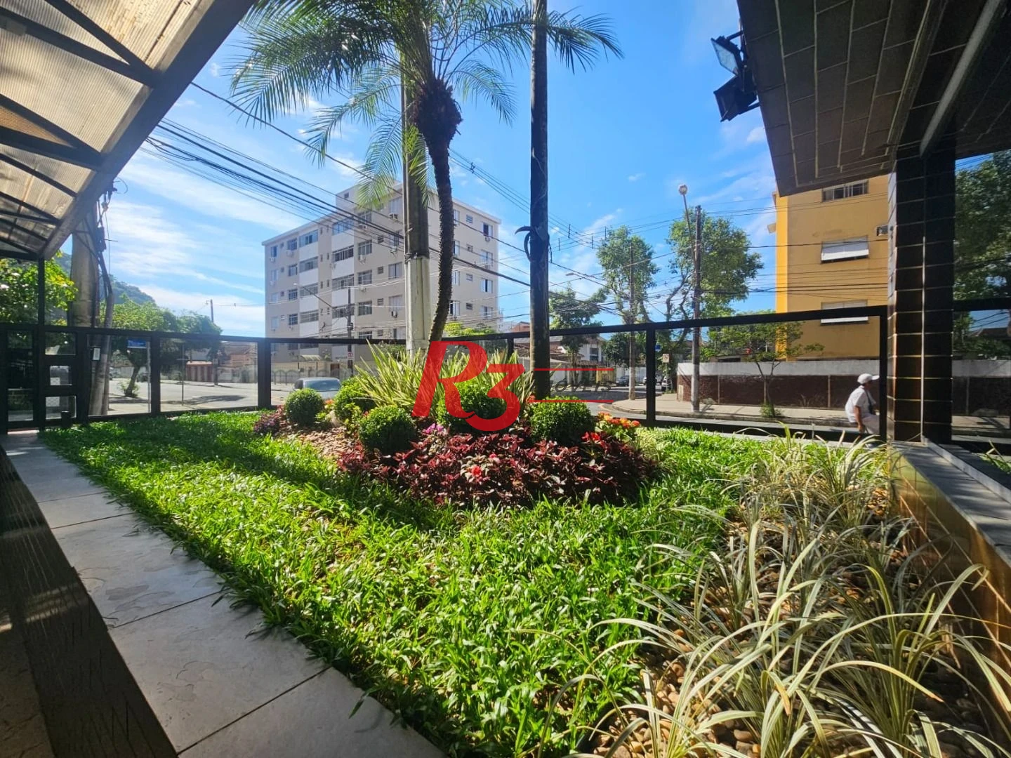 Apartamento á venda Frente 2 dormitórios  2 salas Dependência Completa 1 Vg  Marapé