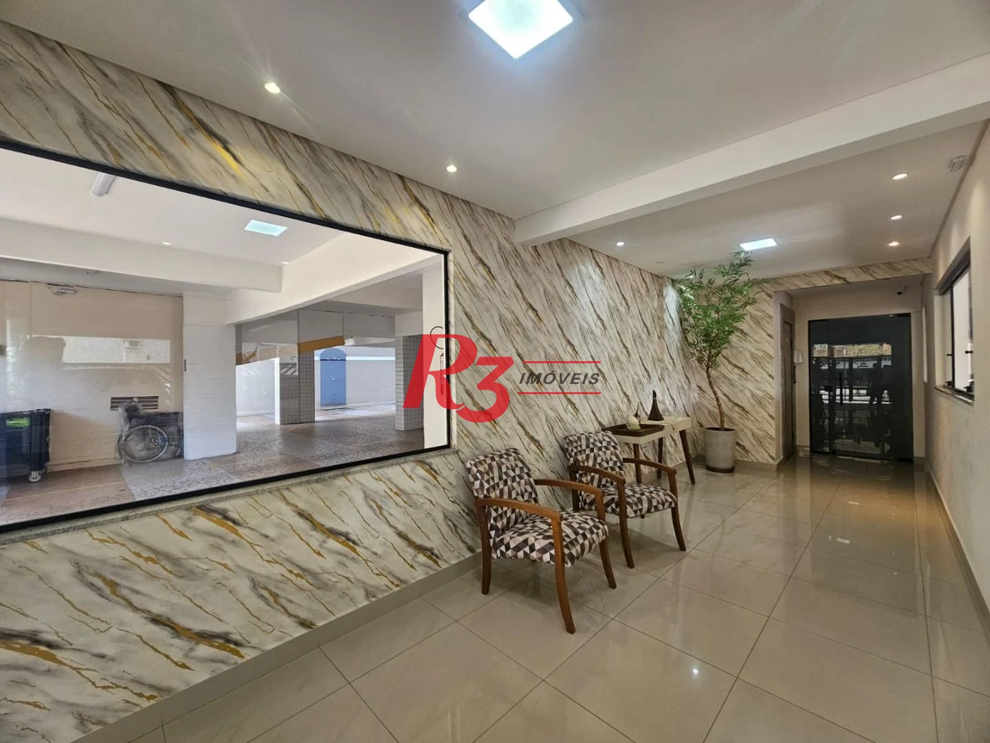 Apartamento á venda Frente 2 dormitórios  2 salas Dependência Completa 1 Vg  Marapé