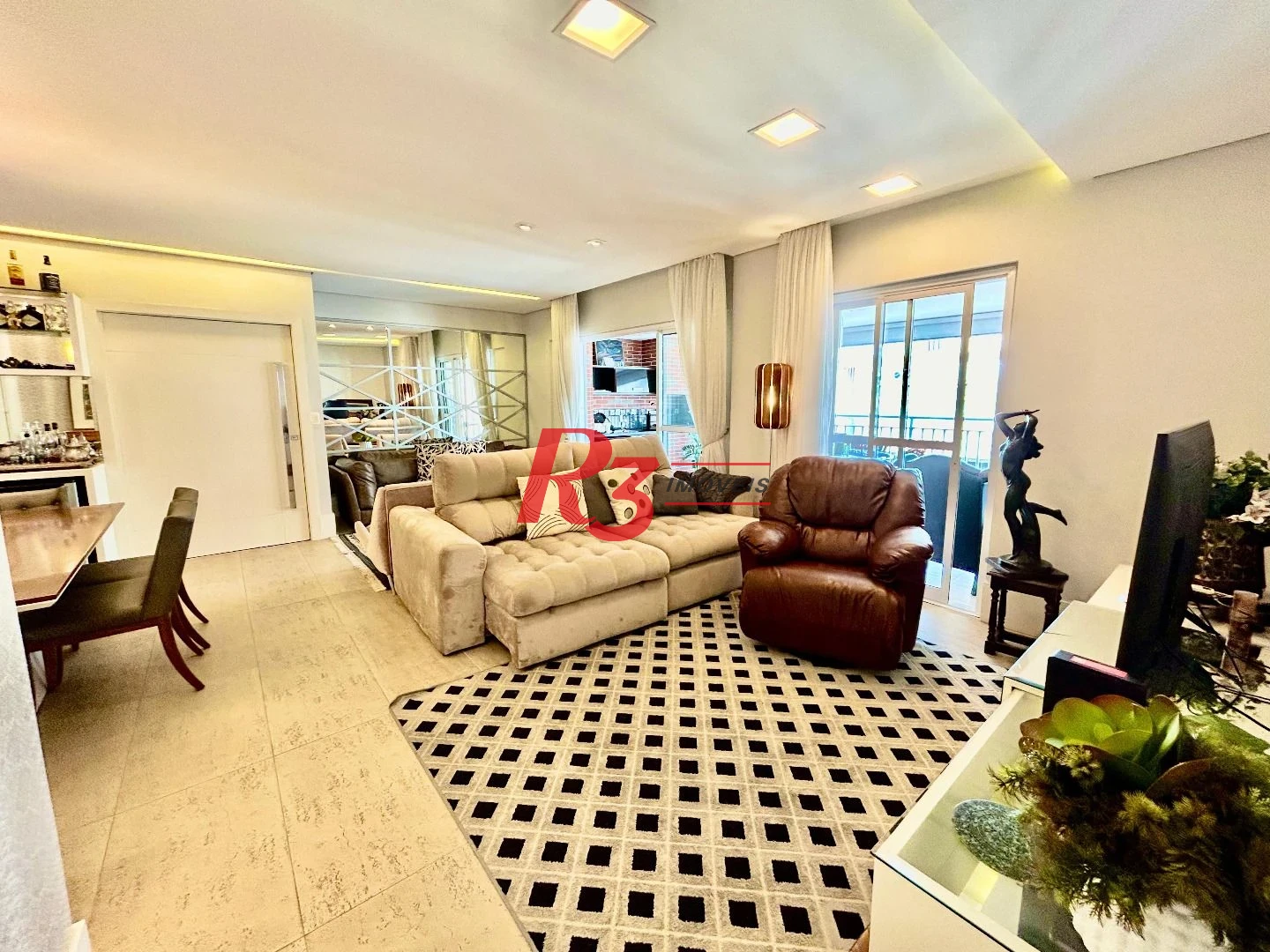 Apartamento com 3 dormitórios à venda, 148 m² por R$ 2.390.000,00 - Boqueirão - Santos/SP