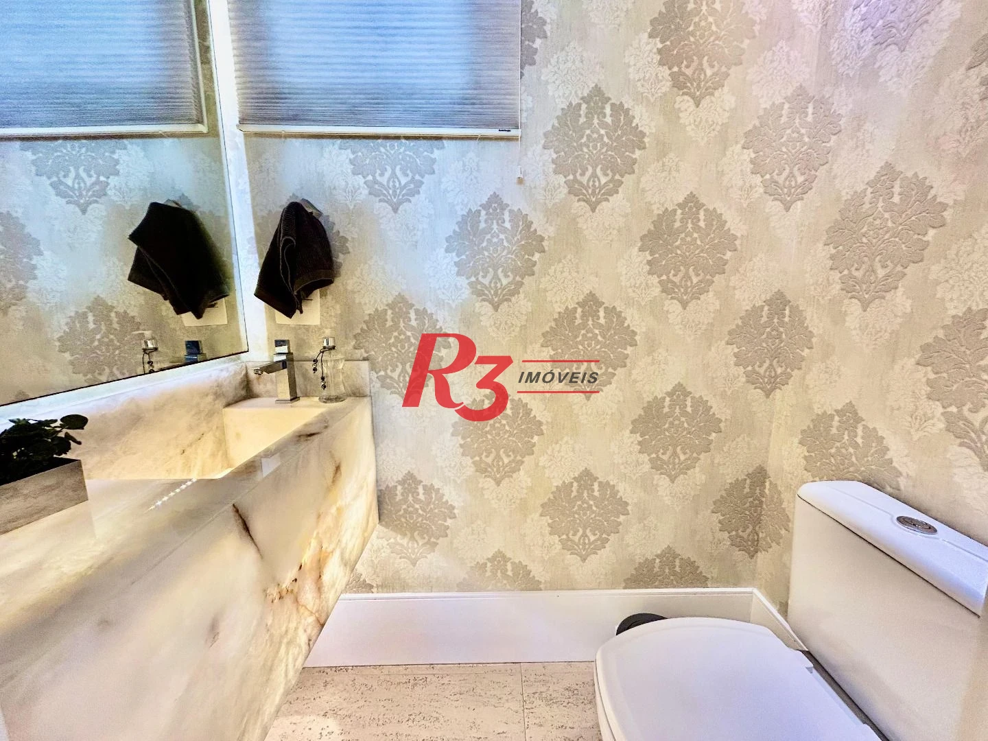Apartamento com 3 dormitórios à venda, 148 m² por R$ 2.390.000,00 - Boqueirão - Santos/SP