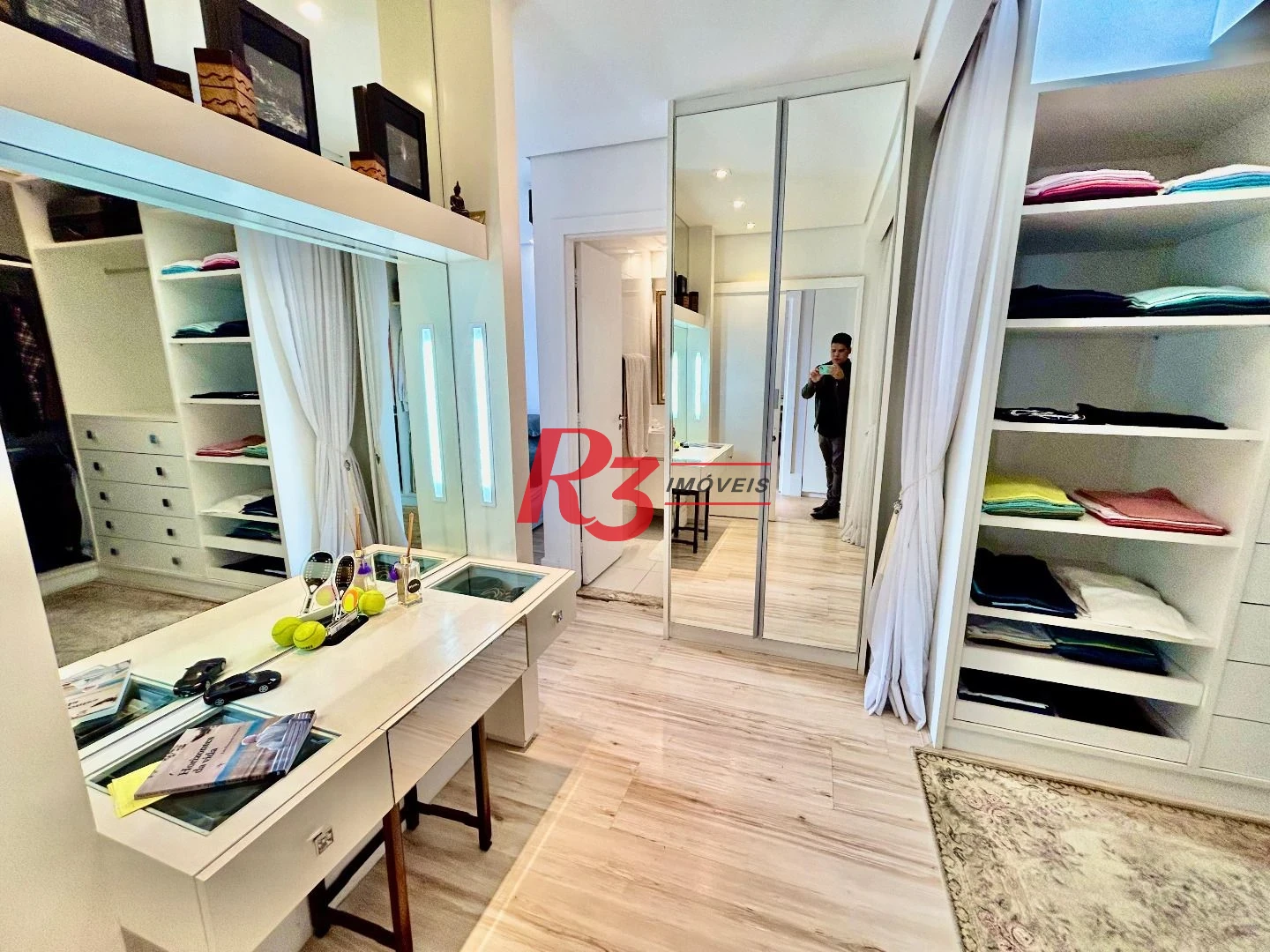 Apartamento com 3 dormitórios à venda, 148 m² por R$ 2.390.000,00 - Boqueirão - Santos/SP