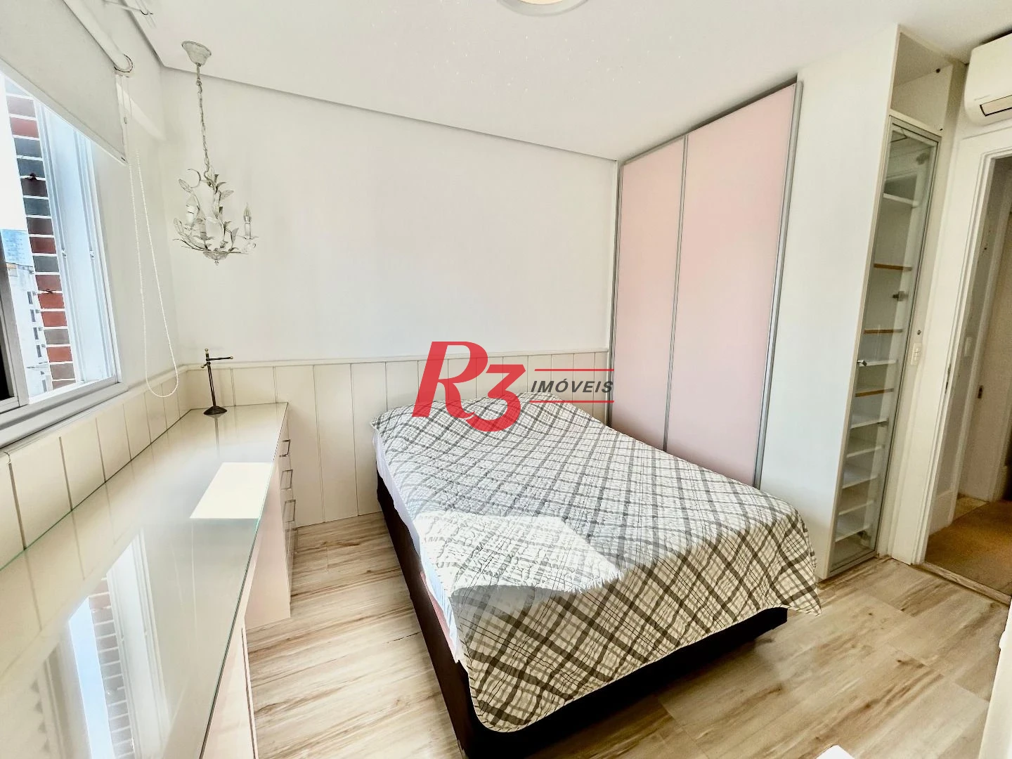 Apartamento com 3 dormitórios à venda, 148 m² por R$ 2.390.000,00 - Boqueirão - Santos/SP