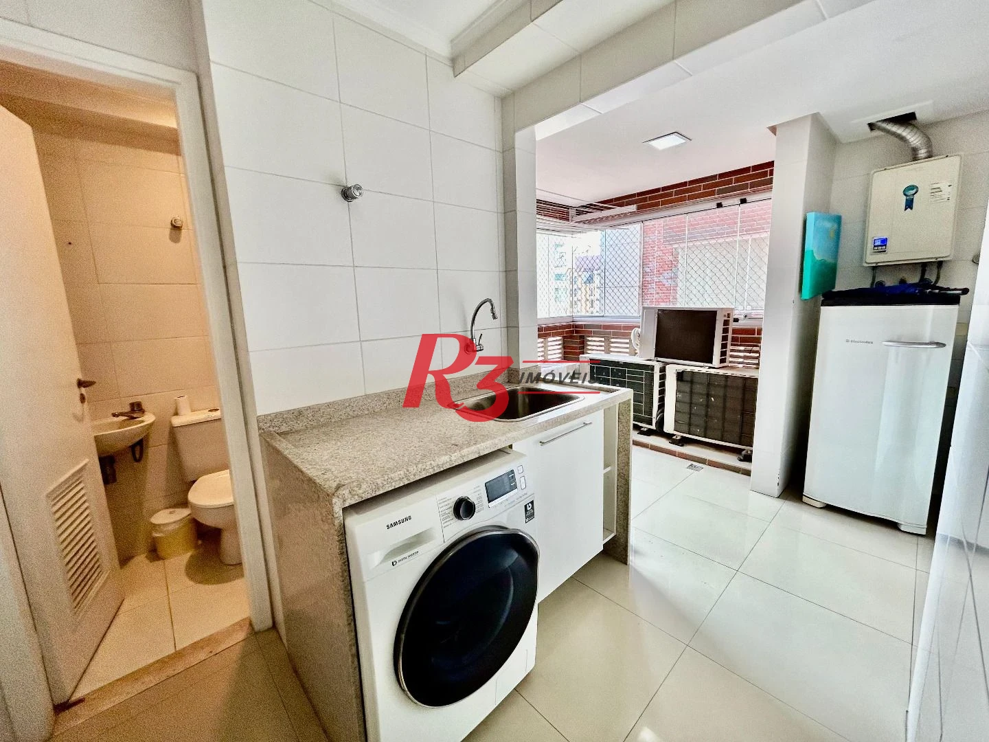 Apartamento com 3 dormitórios à venda, 148 m² por R$ 2.390.000,00 - Boqueirão - Santos/SP
