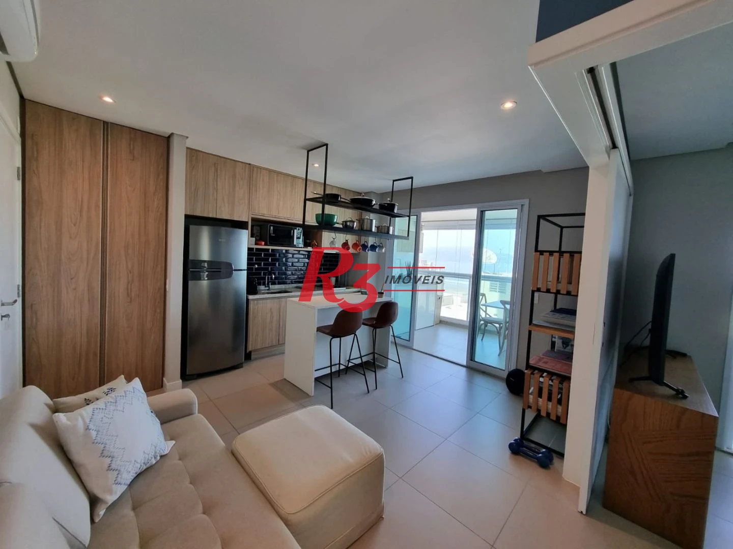 Porteira fechada! Excelente apto. no requisitado Estanconfor de 2 dorms, 68 m², à venda , com linda vista mar!! Oportunidade única!