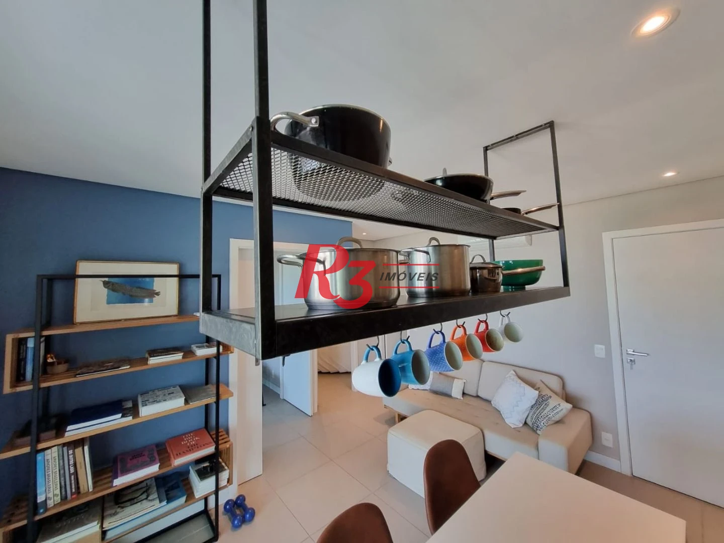 Porteira fechada! Excelente apto. no requisitado Estanconfor de 2 dorms, 68 m², à venda , com linda vista mar!! Oportunidade única!