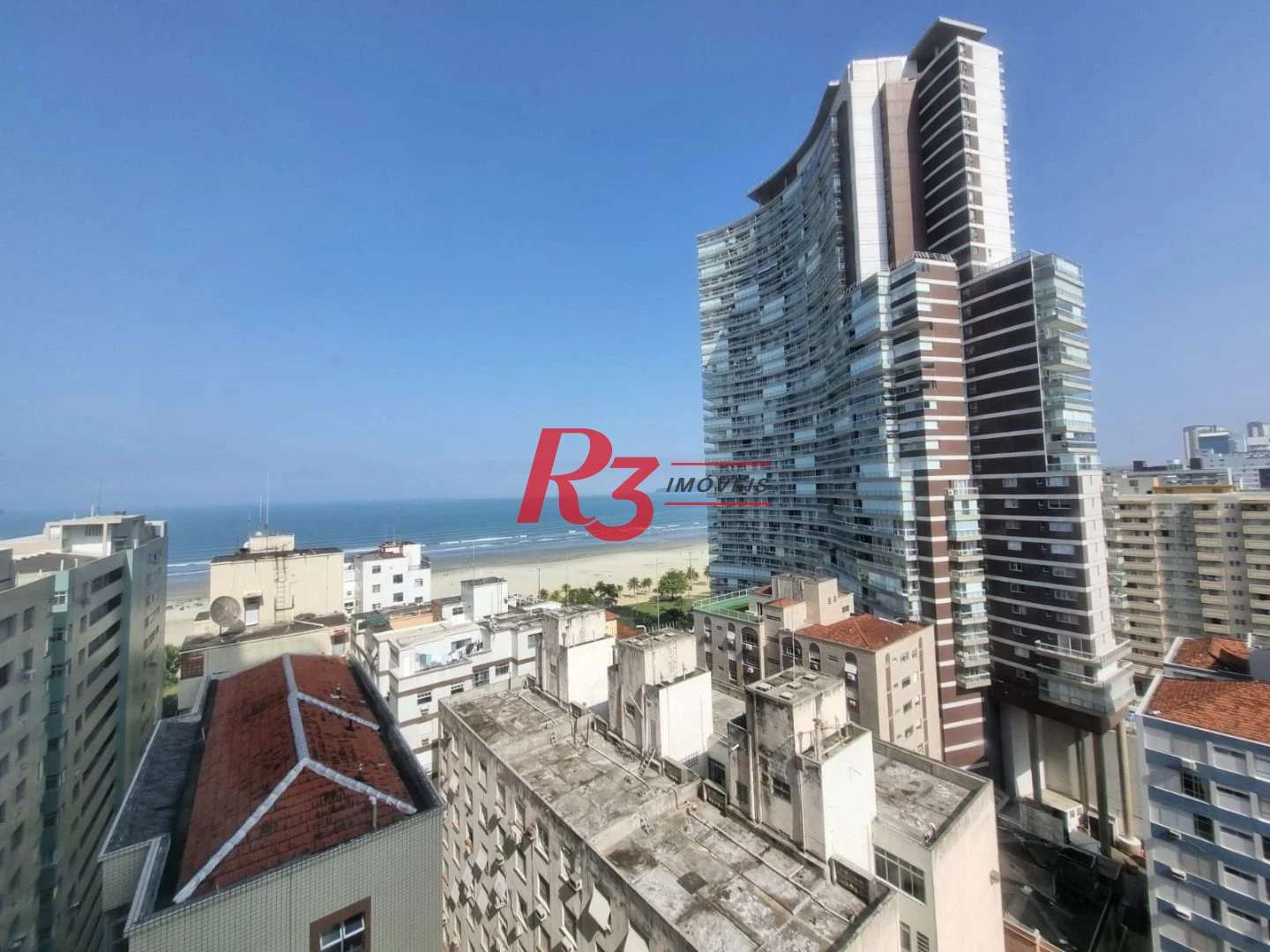 Porteira fechada! Excelente apto. no requisitado Estanconfor de 2 dorms, 68 m², à venda , com linda vista mar!! Oportunidade única!