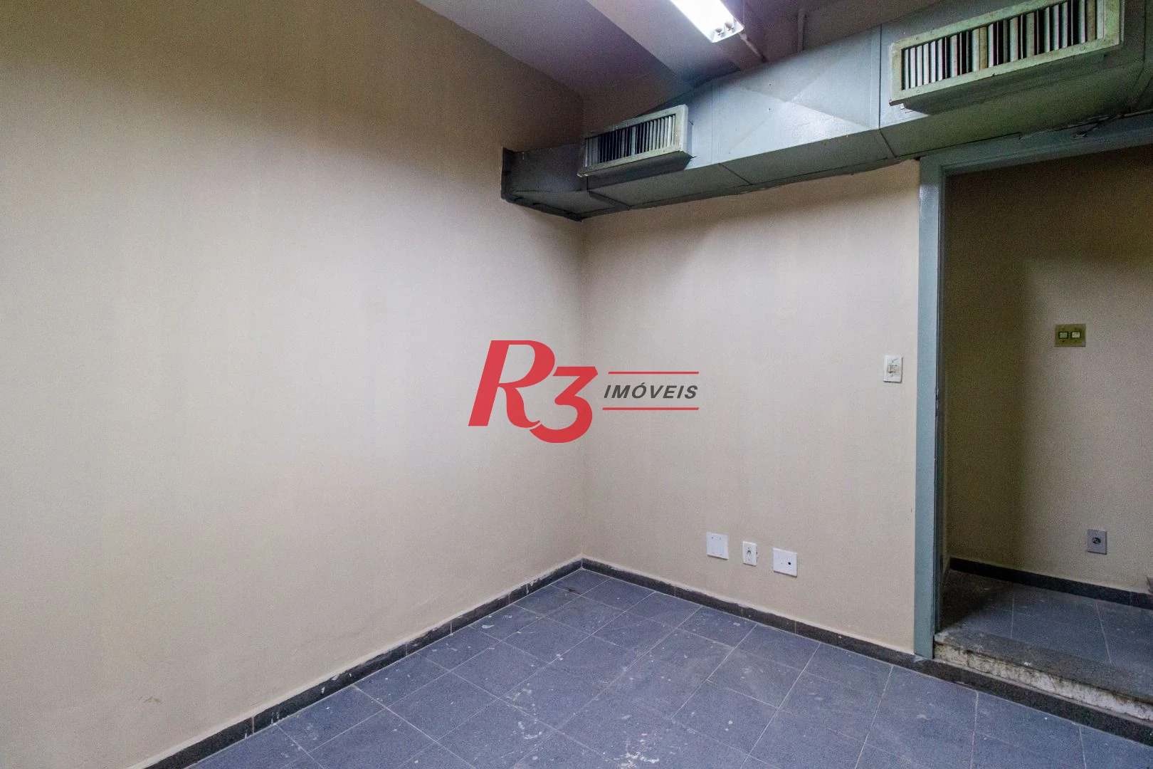 Loja para alugar, 60 m² por R$ 6.000,00/mês - Centro - Santos/SP