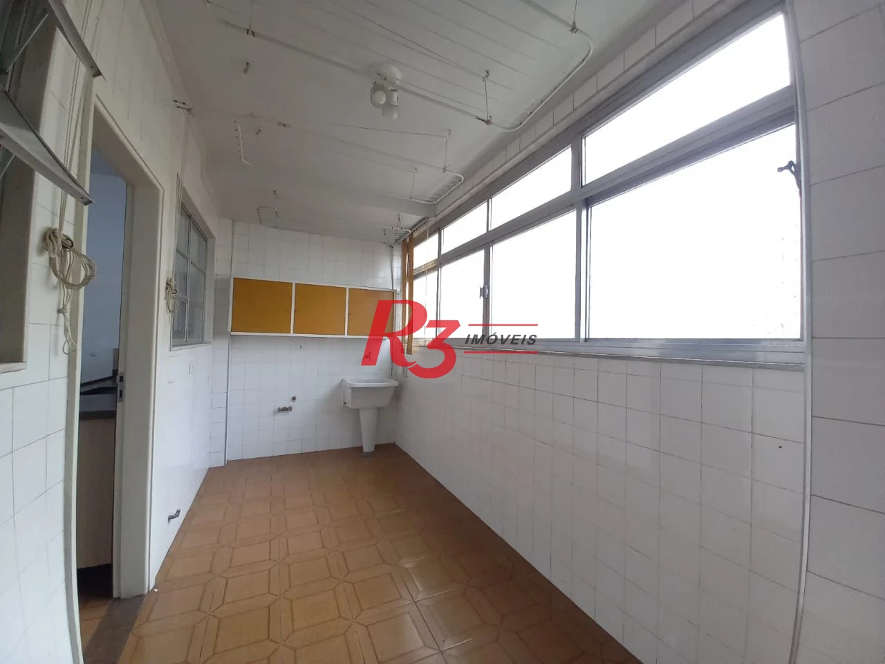 Apartamento para alugar, 193 m² por R$ 6.800,00/mês - Embaré - Santos/SP