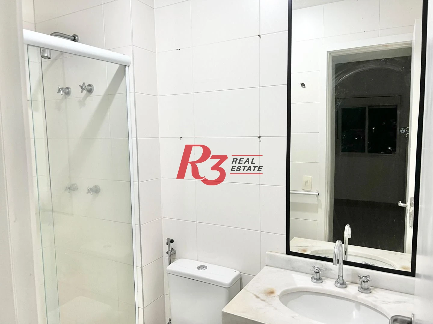 Apartamento com 2 dormitórios à venda, 77 m² por R$ 780.000,00 - José Menino - Santos/SP
