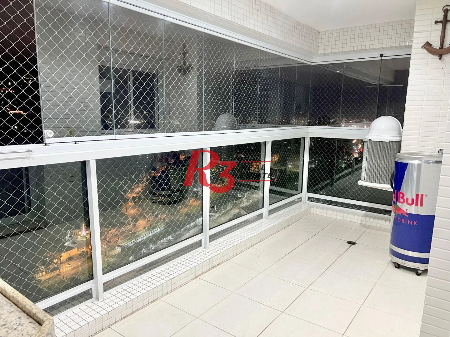 Apartamento com 2 dormitórios à venda, 77 m² por R$ 780.000,00 - José Menino - Santos/SP