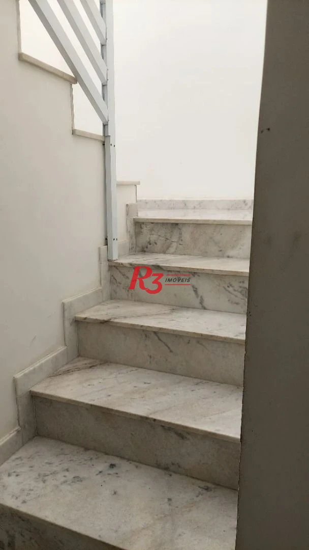 Sobrado à venda, 240 m² por R$ 1.200.000,00 - Jardim Independência - São Vicente/SP