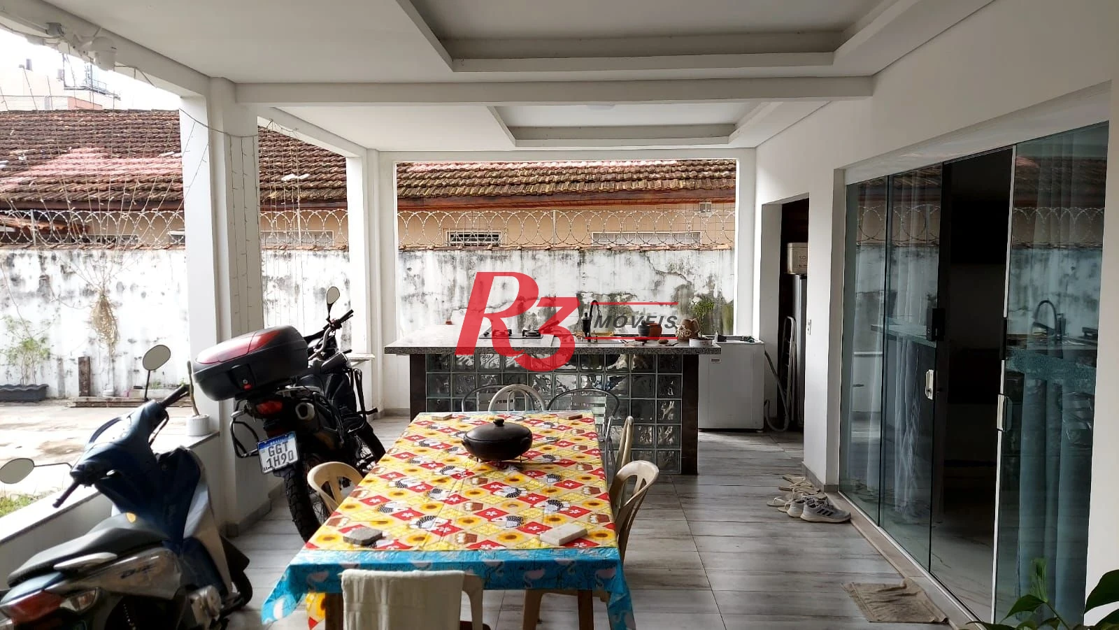 Sobrado à venda, 240 m² por R$ 1.200.000,00 - Jardim Independência - São Vicente/SP