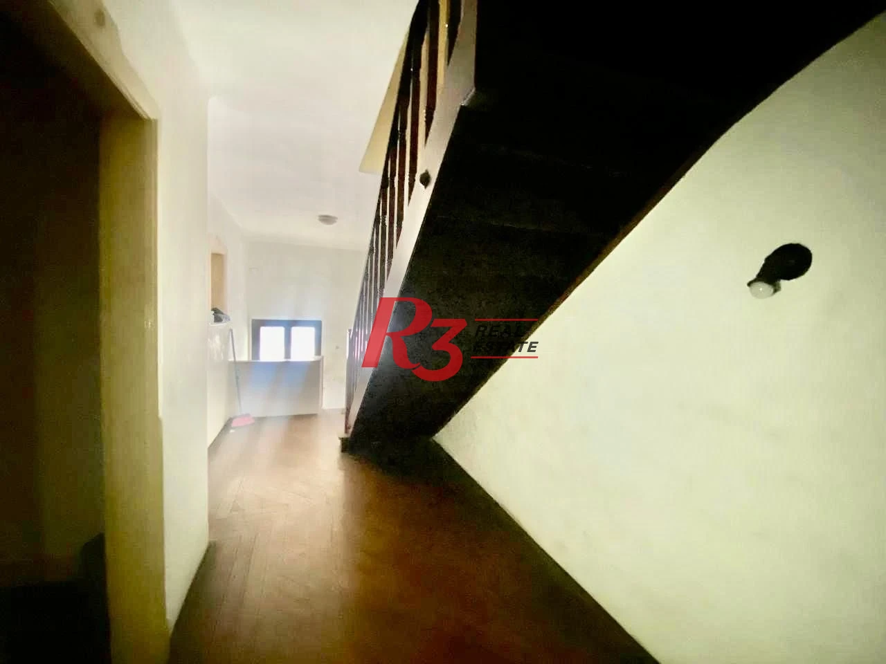 Sobrado para alugar, 219 m² por R$ 8.000,00/mês - Vila Matias - Santos/SP