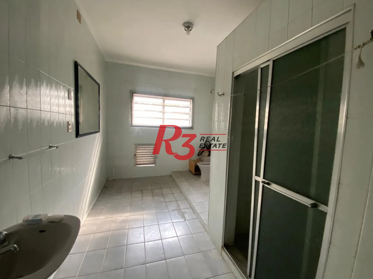 Sobrado para alugar, 219 m² por R$ 8.000,00/mês - Vila Matias - Santos/SP