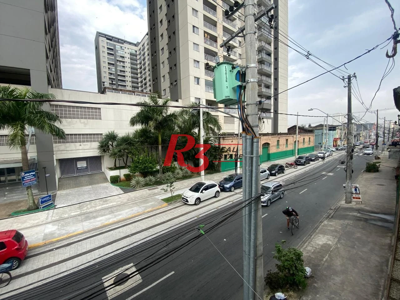 Sobrado para alugar, 219 m² por R$ 8.000,00/mês - Vila Matias - Santos/SP