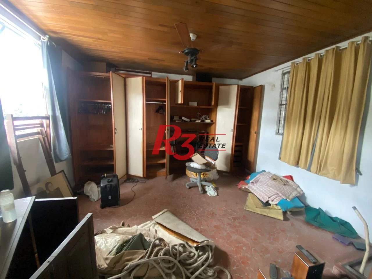 Sobrado para alugar, 219 m² por R$ 8.000,00/mês - Vila Matias - Santos/SP
