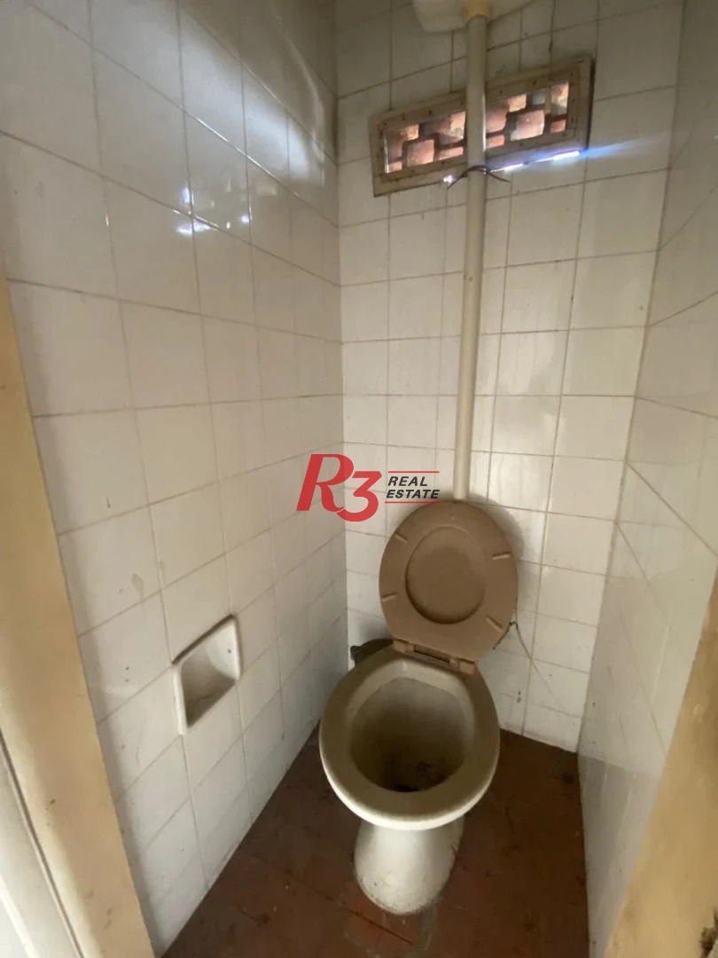 Sobrado para alugar, 219 m² por R$ 8.000,00/mês - Vila Matias - Santos/SP