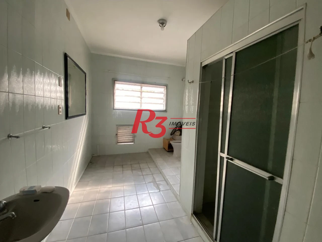 Sobrado para alugar, 219 m² por R$ 8.000,00/mês - Vila Matias - Santos/SP