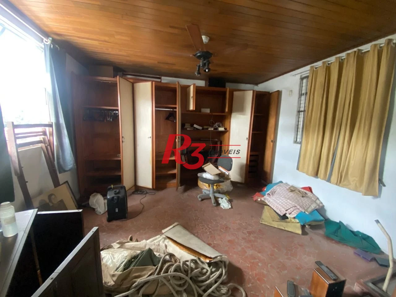 Sobrado para alugar, 219 m² por R$ 8.000,00/mês - Vila Matias - Santos/SP