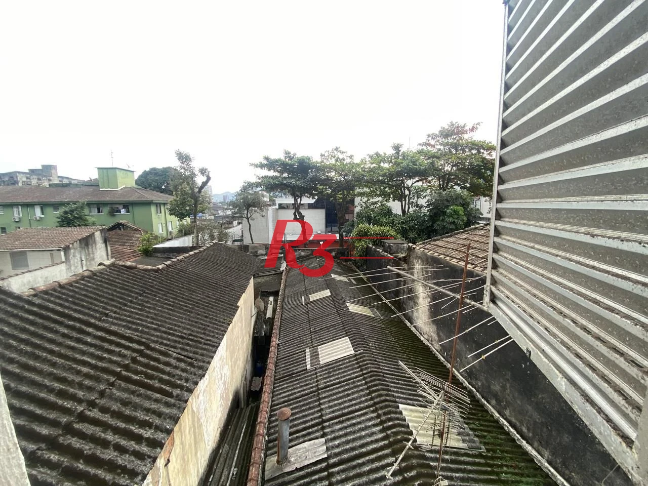 Sobrado para alugar, 219 m² por R$ 8.000,00/mês - Vila Matias - Santos/SP