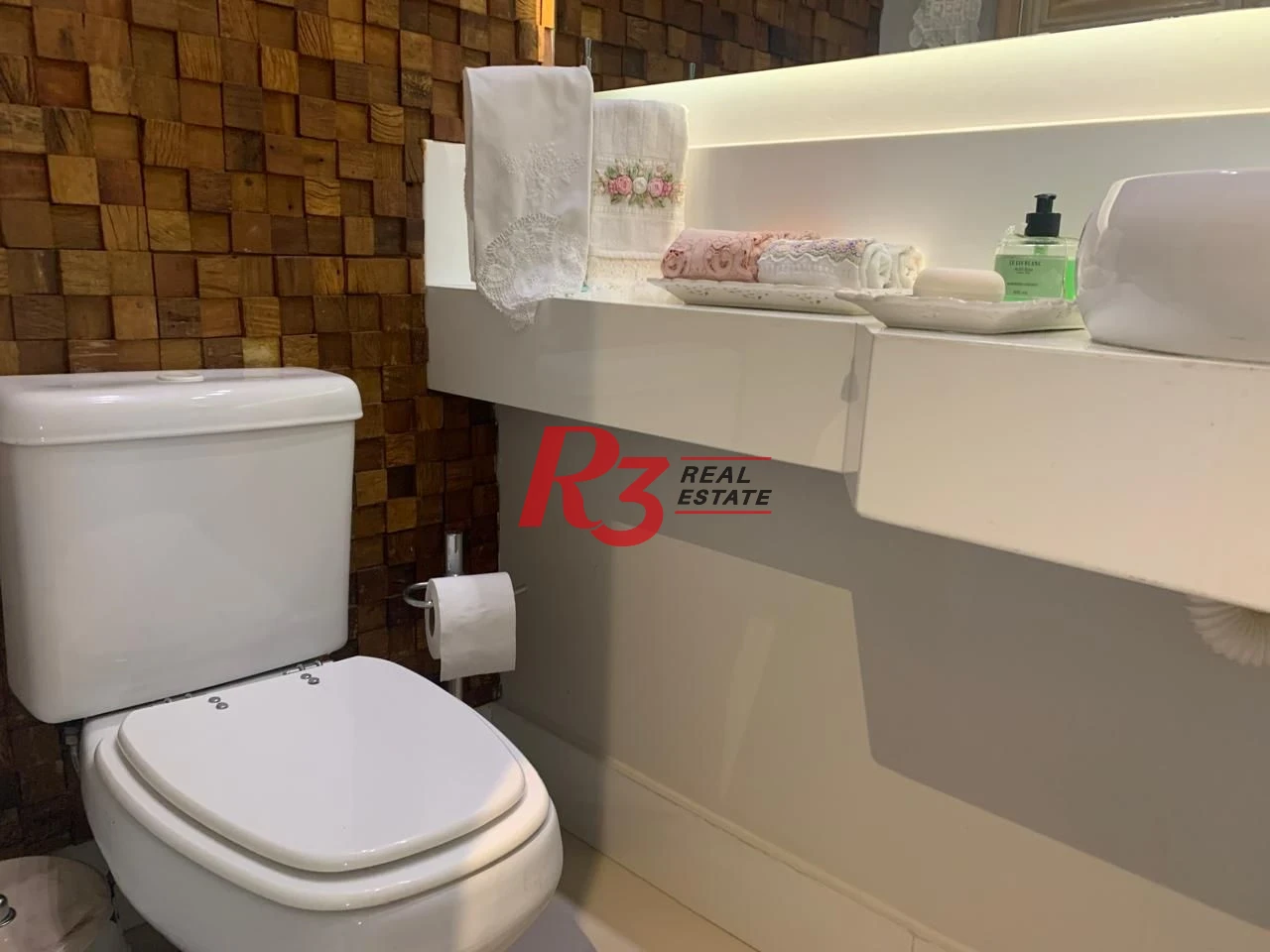 Apartamento para alugar, 181 m² por R$ 17.790,00/mês - Gonzaga - Santos/SP