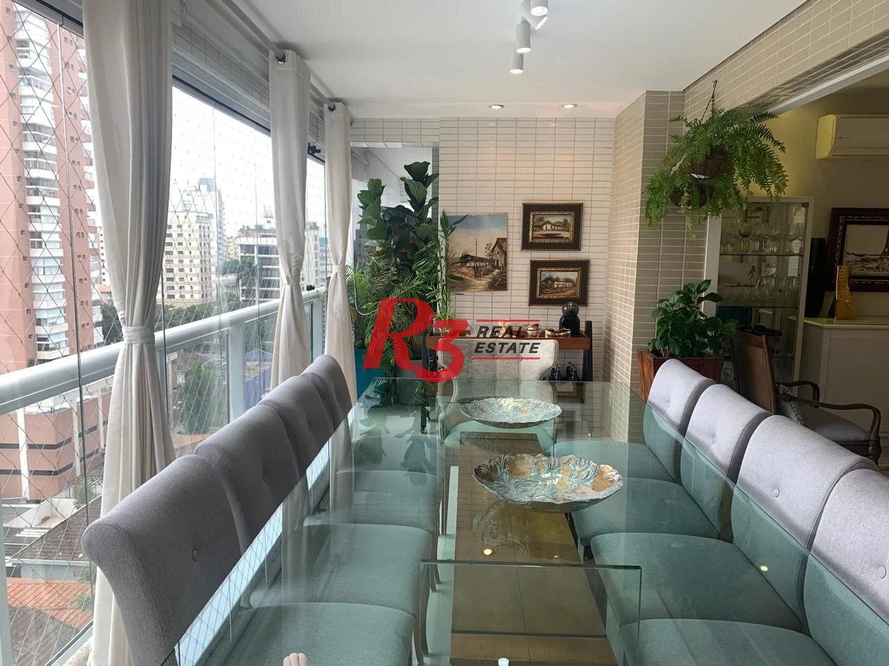 Apartamento para alugar, 181 m² por R$ 17.790,00/mês - Gonzaga - Santos/SP