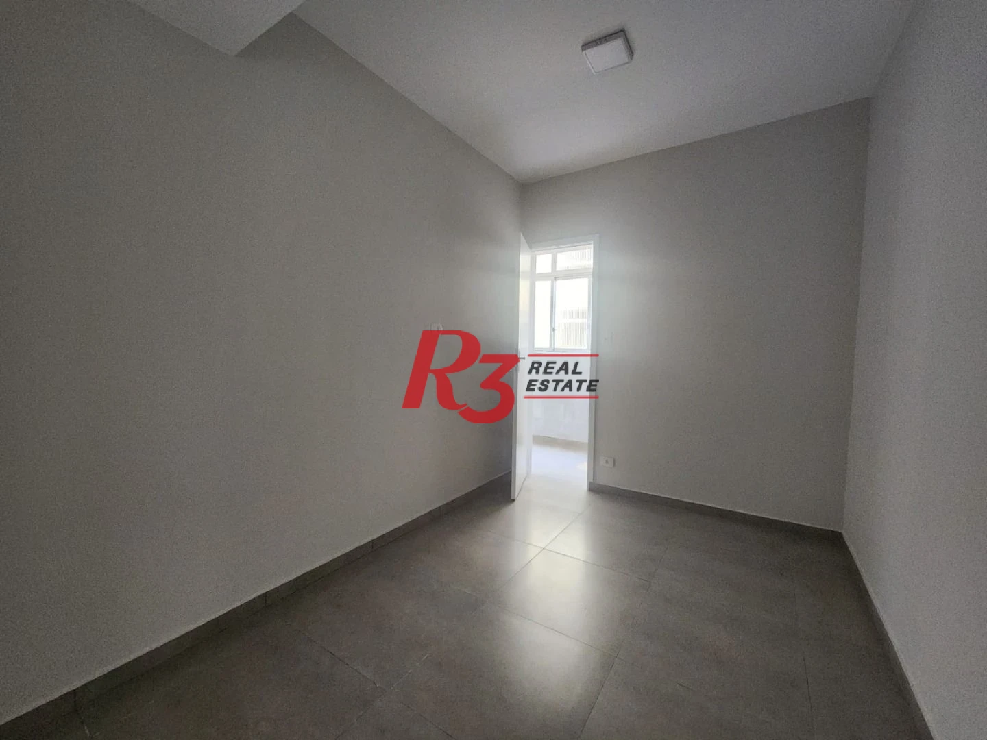 Apartamento com 3 dormitórios à venda, 121 m² por R$ 890.000,00 - Embaré - Santos/SP
