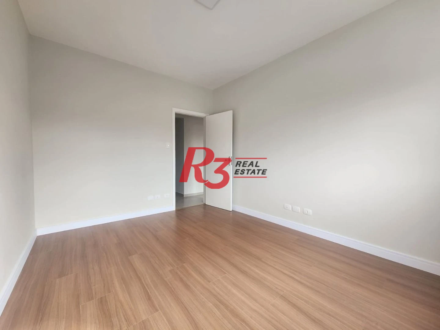 Apartamento com 3 dormitórios à venda, 121 m² por R$ 890.000,00 - Embaré - Santos/SP