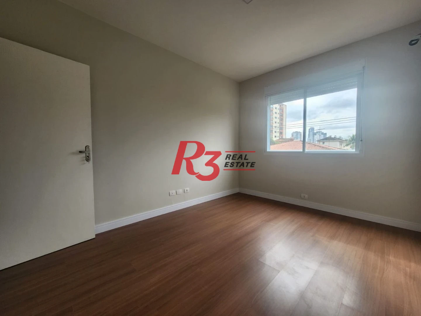 Apartamento com 3 dormitórios à venda, 121 m² por R$ 890.000,00 - Embaré - Santos/SP