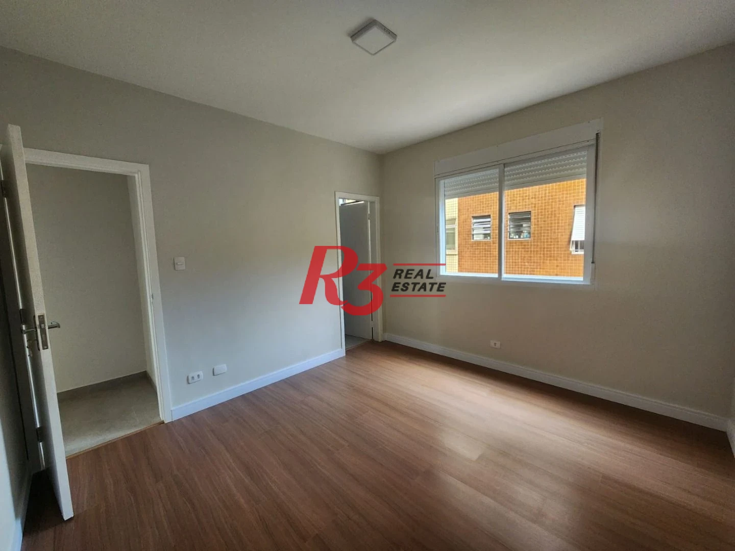 Apartamento com 3 dormitórios à venda, 121 m² por R$ 890.000,00 - Embaré - Santos/SP