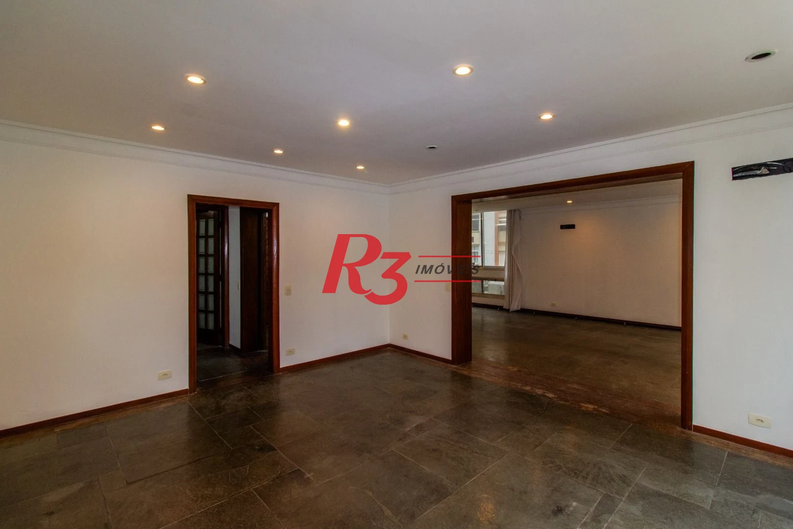 Apartamento à venda, 255 m² por R$ 850.000,00 - Gonzaga - Santos/SP