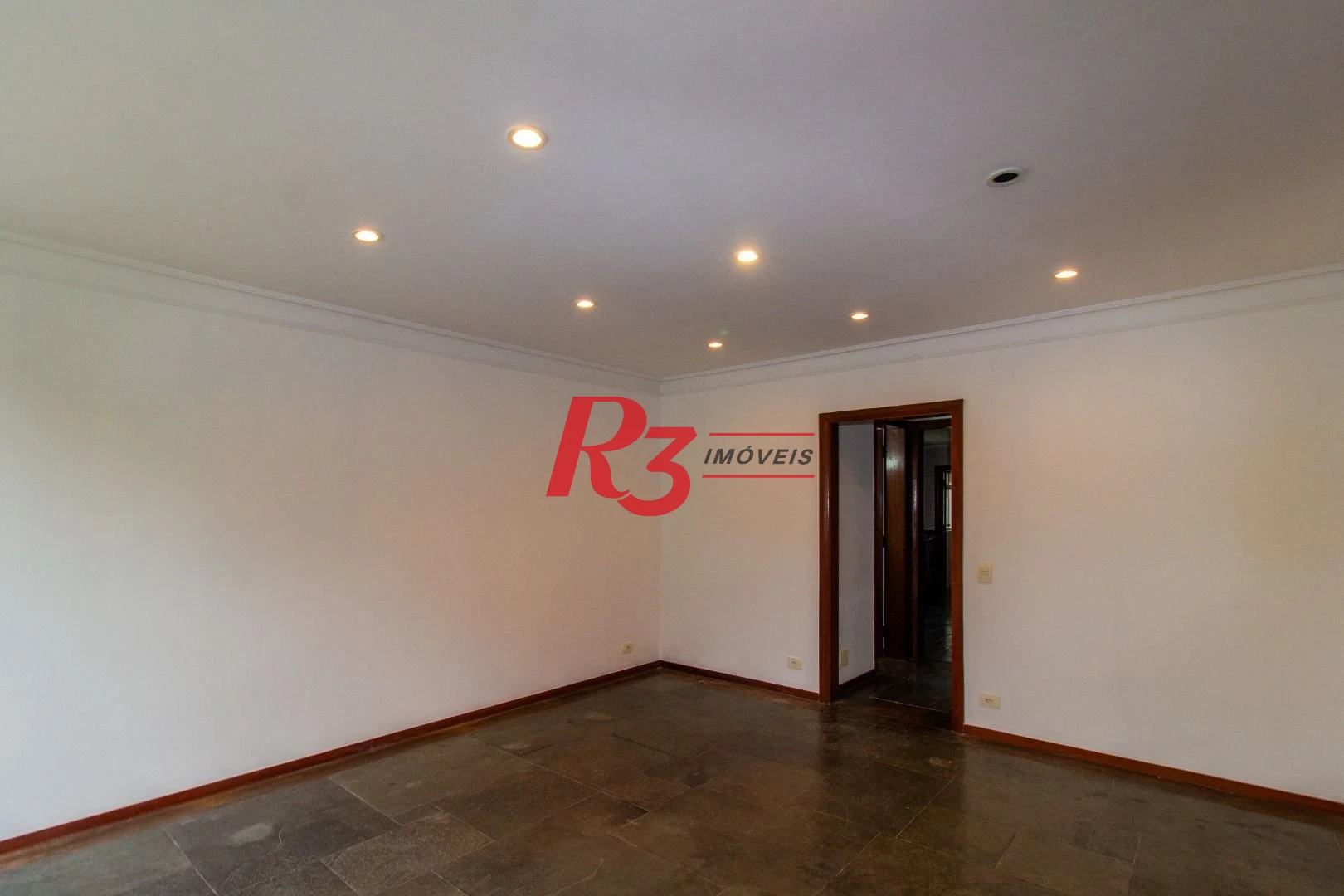 Apartamento à venda, 255 m² por R$ 850.000,00 - Gonzaga - Santos/SP