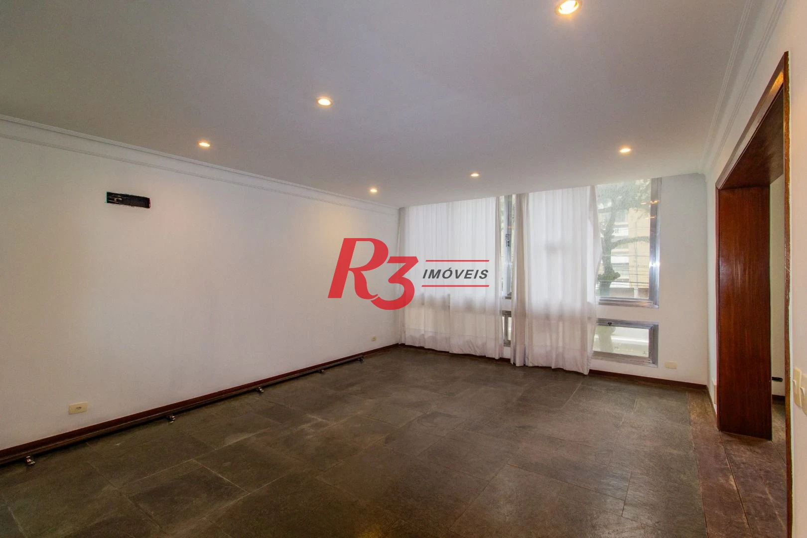 Apartamento à venda, 255 m² por R$ 850.000,00 - Gonzaga - Santos/SP