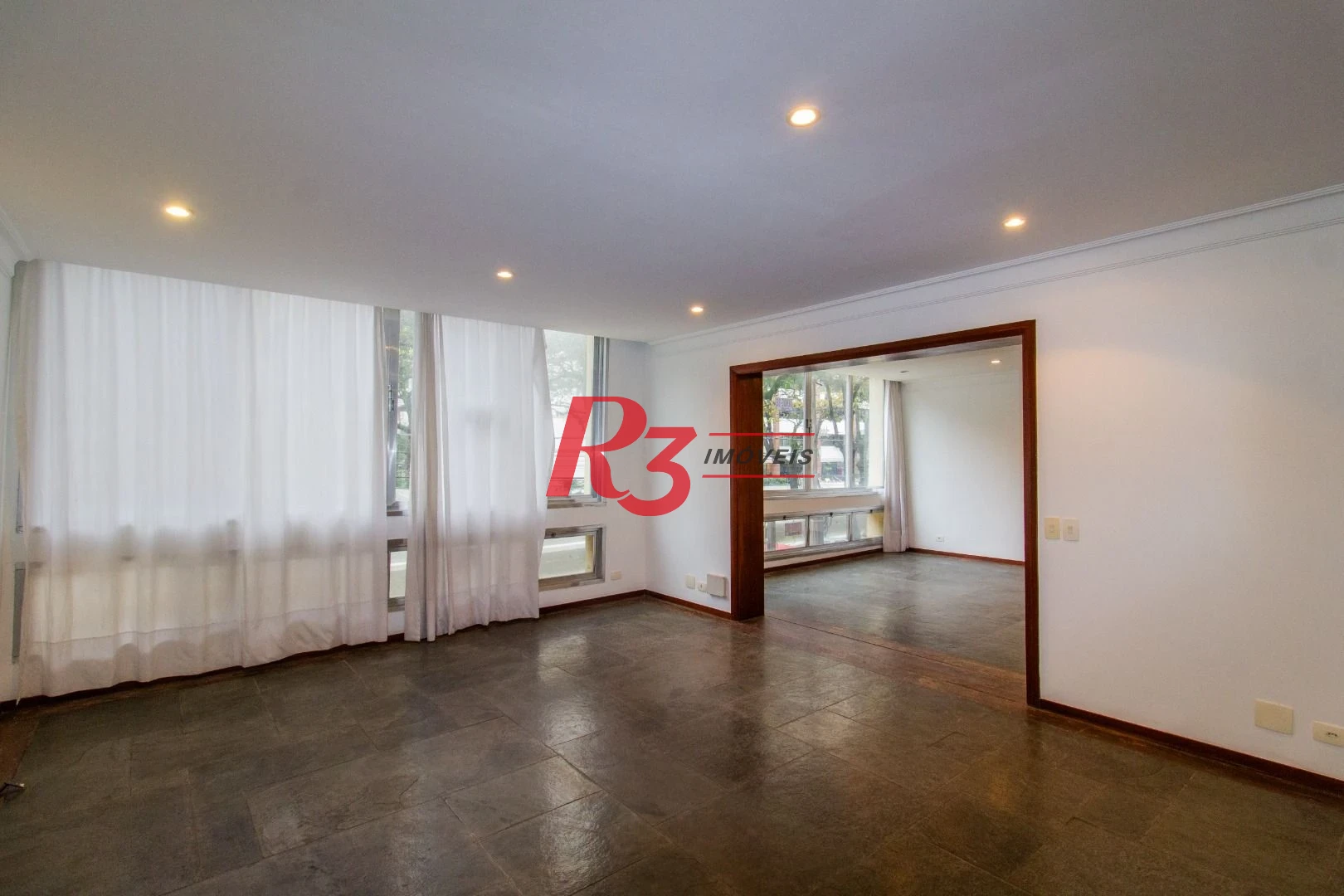 Apartamento à venda, 255 m² por R$ 850.000,00 - Gonzaga - Santos/SP