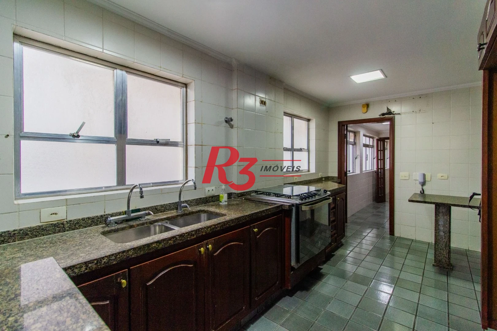 Apartamento à venda, 255 m² por R$ 850.000,00 - Gonzaga - Santos/SP