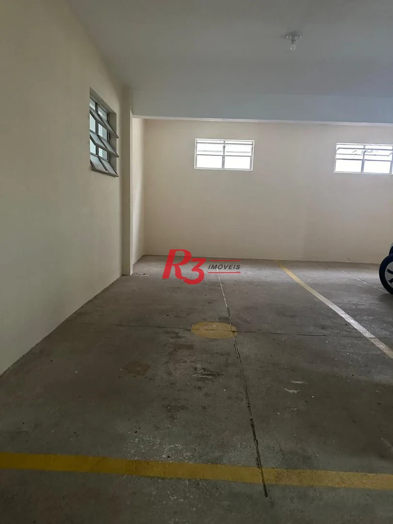 Apartamento com 2 dormitórios à venda, 120 m² por R$ 670.000,00 - Gonzaga - Santos/SP