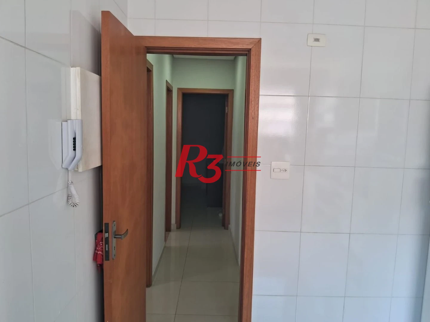 Apartamento com 2 dormitórios à venda, 82 m² por R$ 450.000,00 - Embaré - Santos/SP