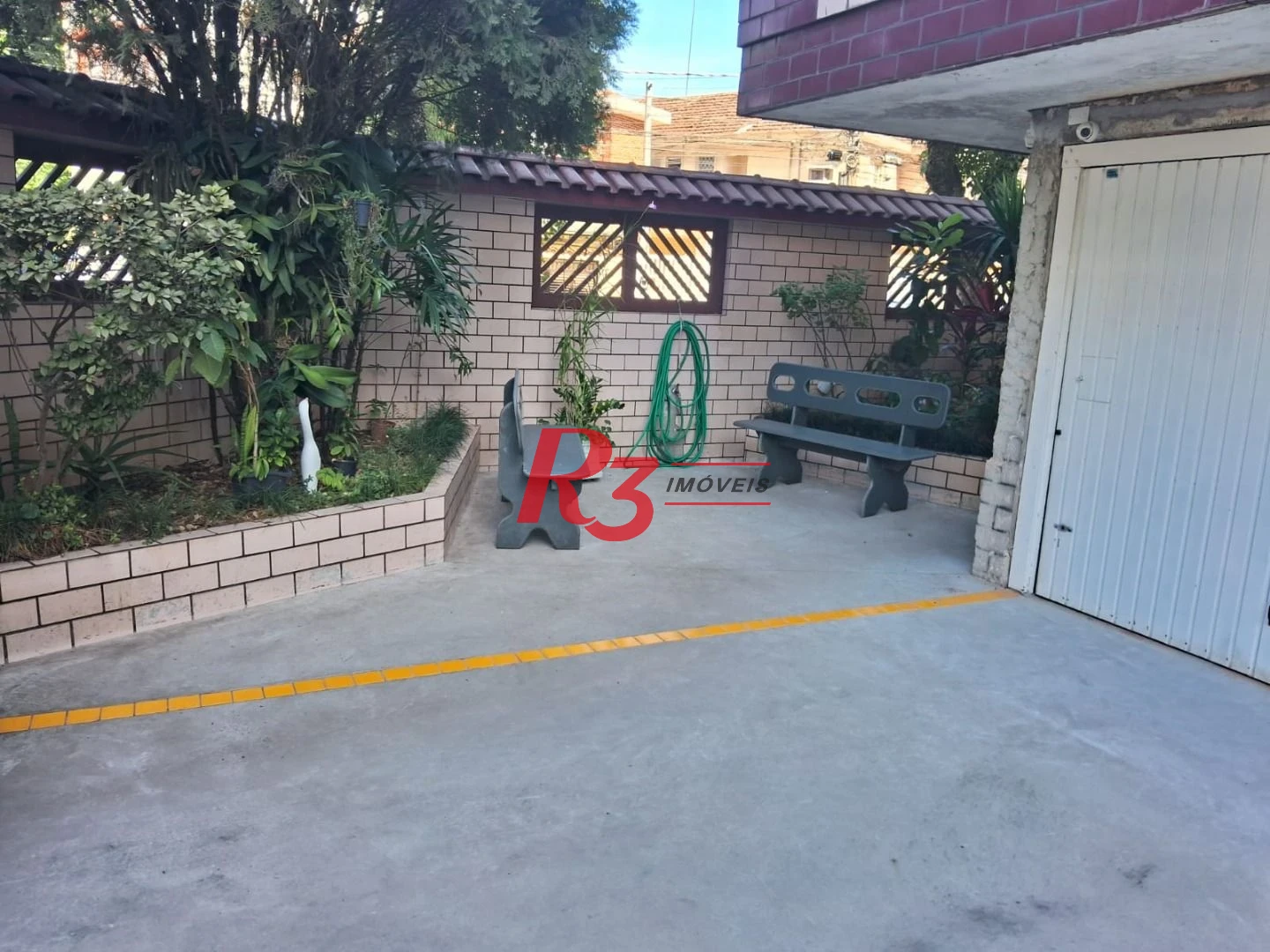 Apartamento com 2 dormitórios à venda, 82 m² por R$ 450.000,00 - Embaré - Santos/SP