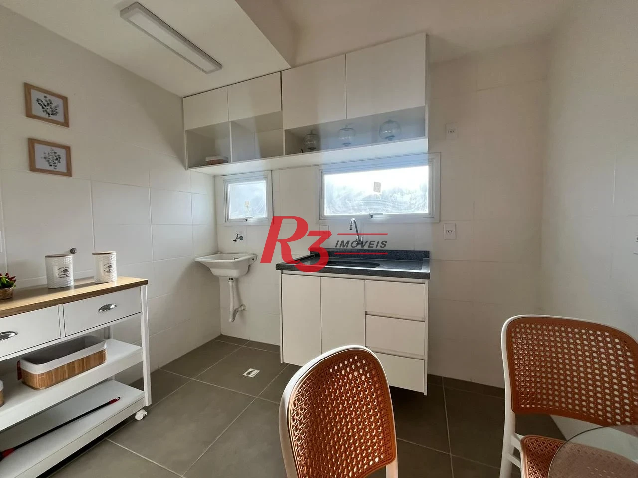 Apartamento Novo de 2 Dormitórios no Estuário - Santos, Próximo ao Canal 6