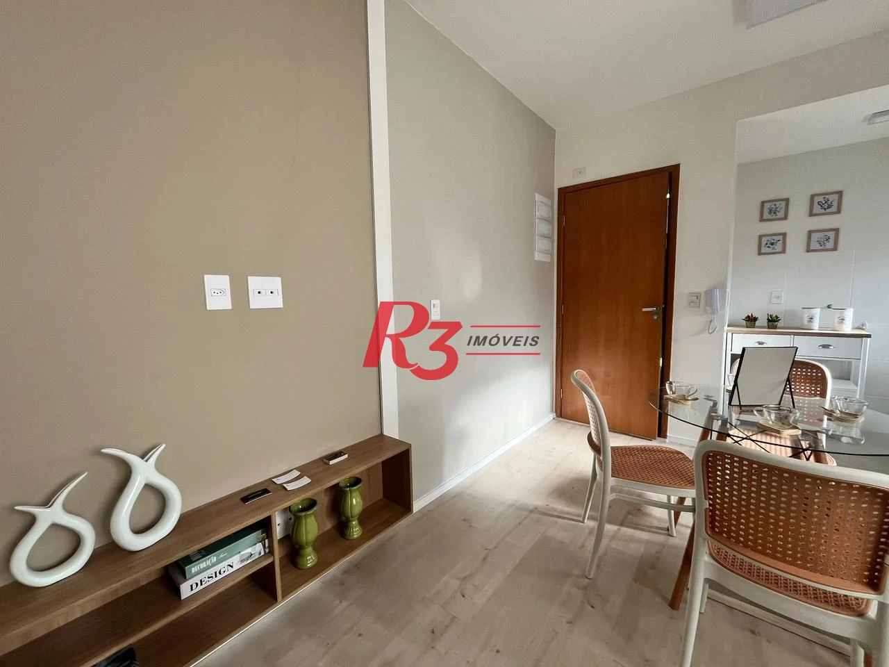 Apartamento Novo de 2 Dormitórios no Estuário - Santos, Próximo ao Canal 6