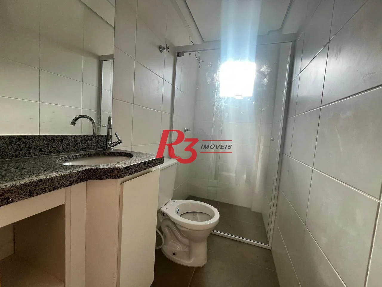 Apartamento Novo de 2 Dormitórios no Estuário - Santos, Próximo ao Canal 6