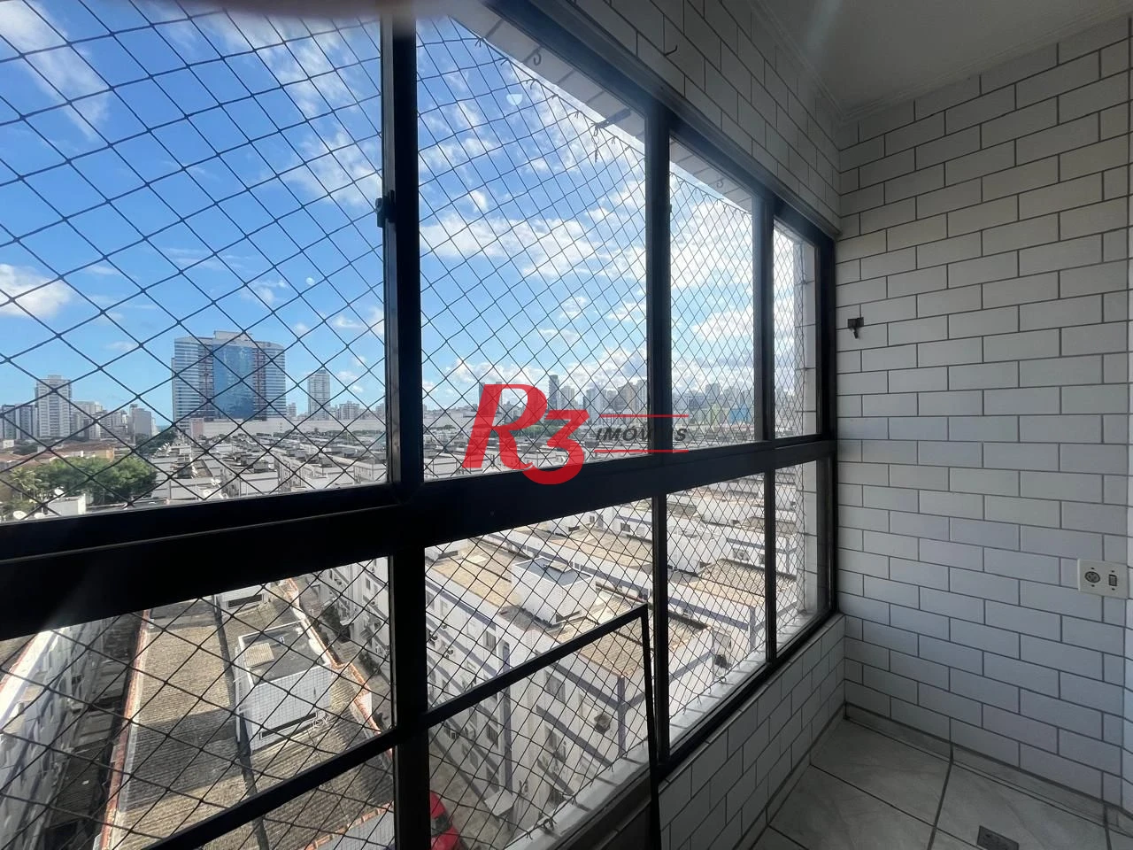 Apartamento com 2 dormitórios à venda, 100 m² por R$ 410.000,00 - Ponta da Praia - Santos/SP