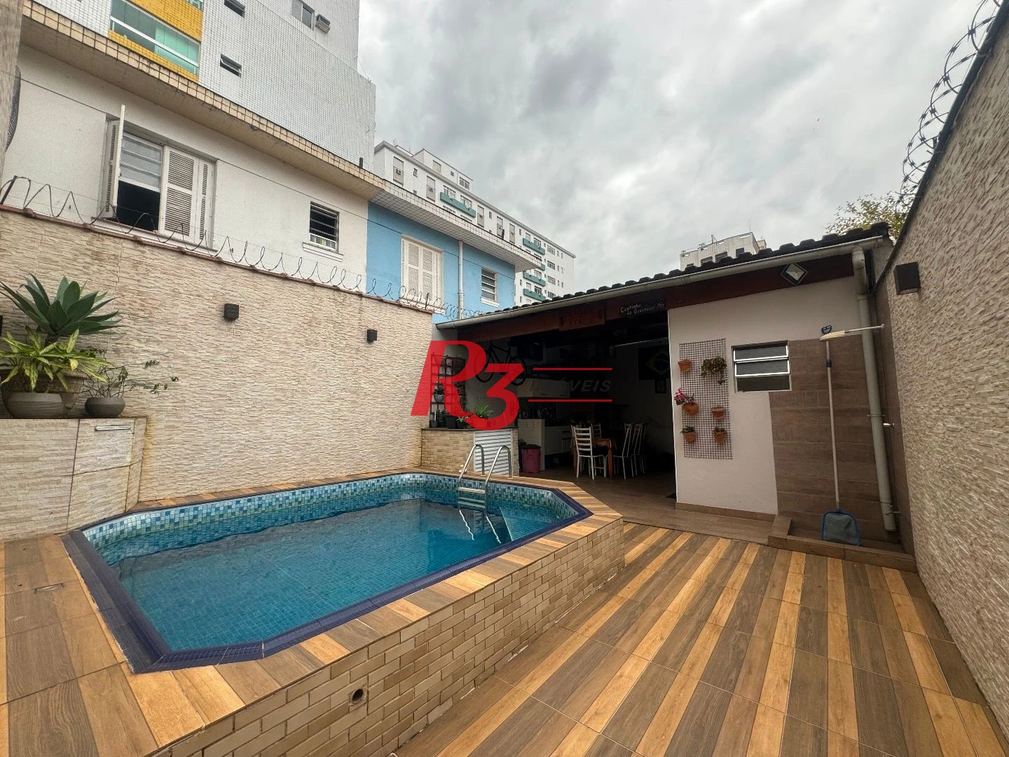 Casa com 4 dormitórios à venda, 170 m² por R$ 1.395.000,00 - Campo Grande - Santos/SP