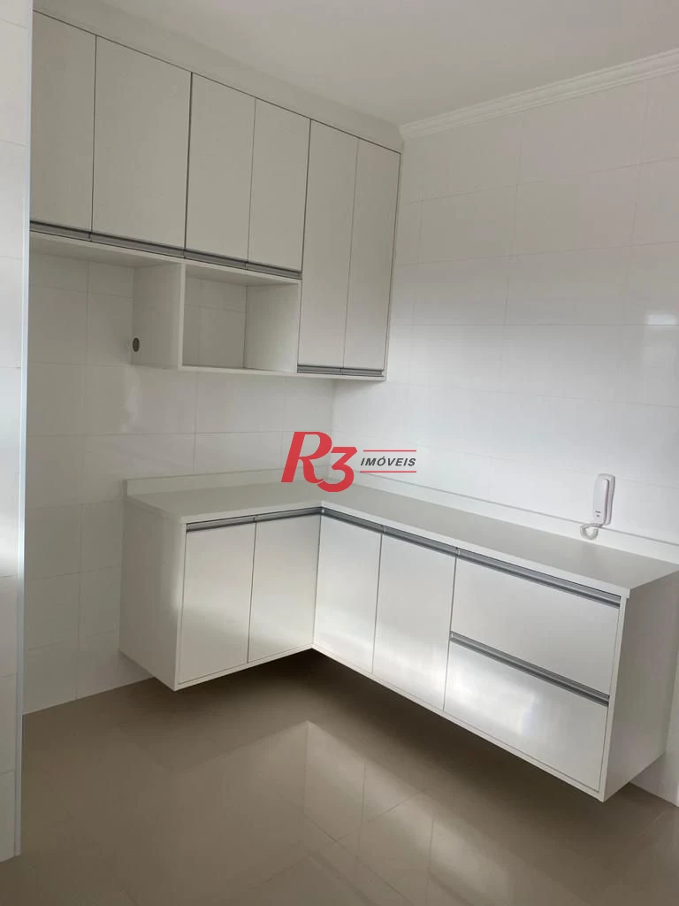 Apartamento de 67m2 todo reformado com 2 vagas de garagem!