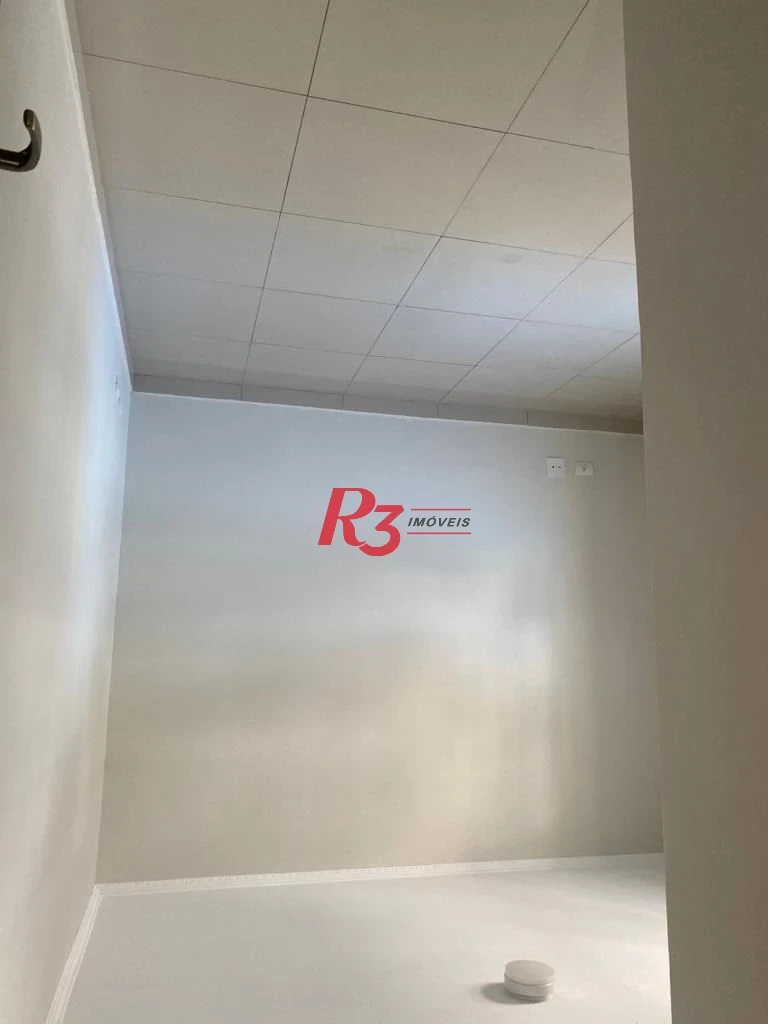 Apartamento de 67m2 todo reformado com 2 vagas de garagem!