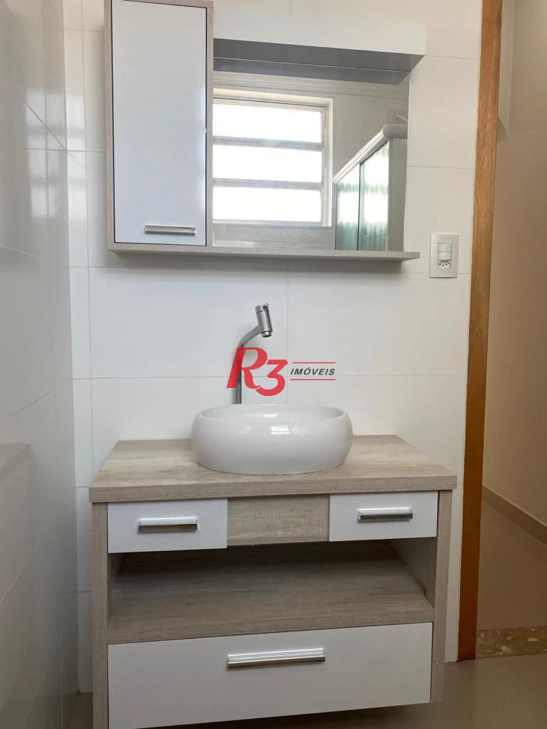 Apartamento de 67m2 todo reformado com 2 vagas de garagem!