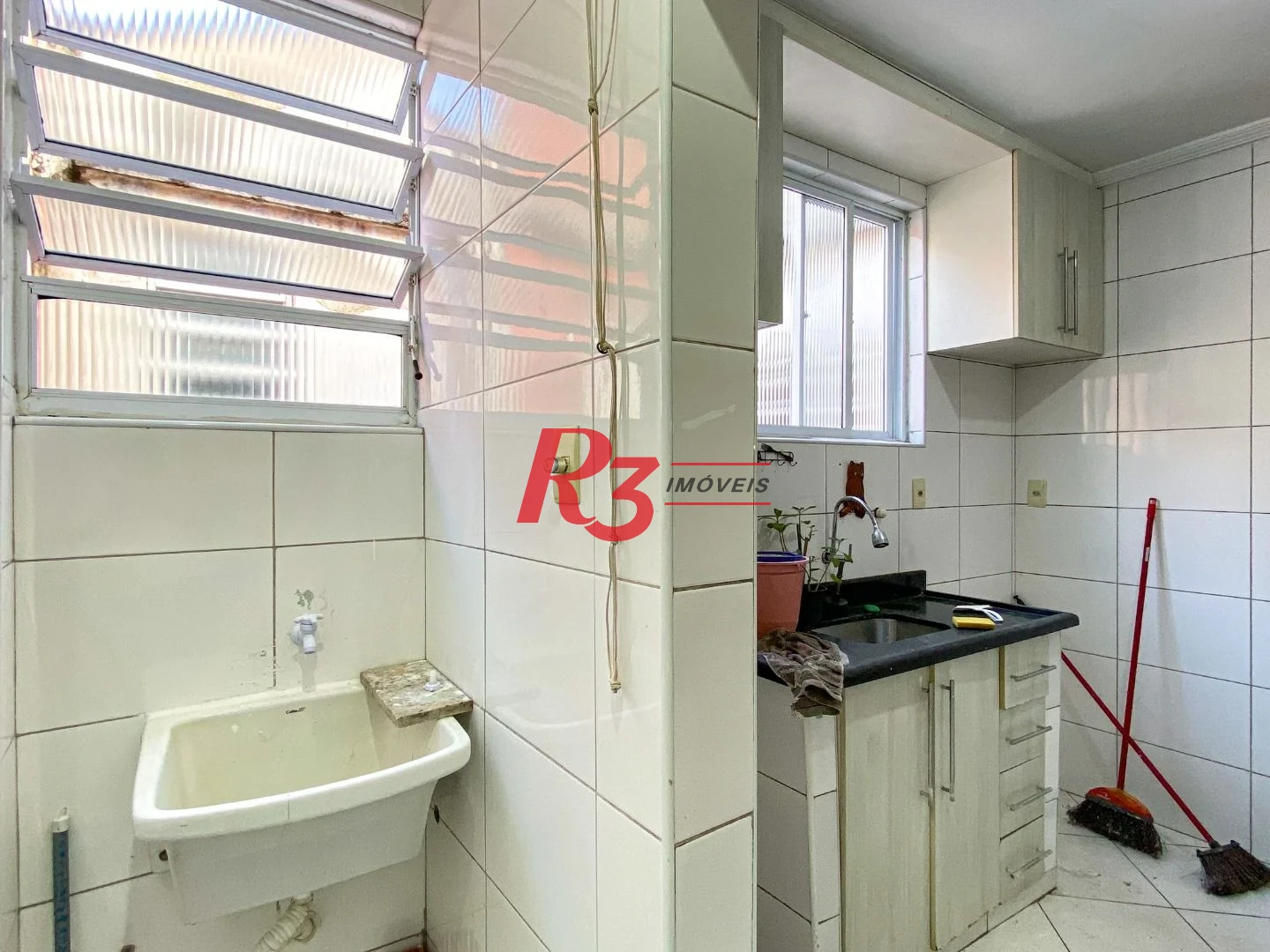 Apartamento com 2 dormitórios à venda, 90 m² por R$ 320.000,00 - Vila Belmiro - Santos/SP