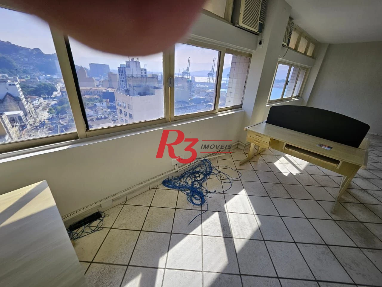Sala para alugar, 110 m² - Centro - Santos/SP